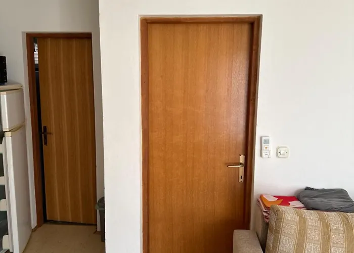 J&b Apartman *