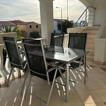 Apartman J&b Apartment