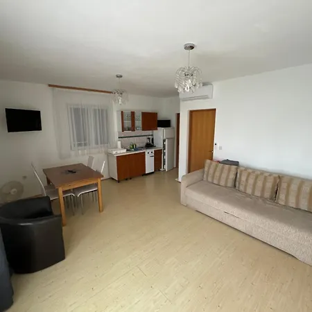 Apartment Apartman J&b Vir